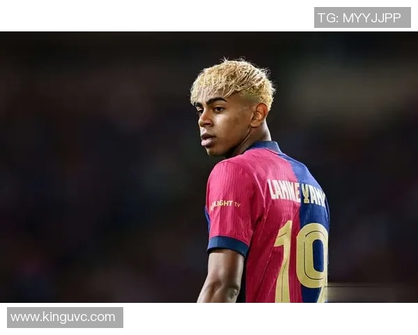 全球足球巨星人气榜前3名揭晓 谁将成为时代的球王