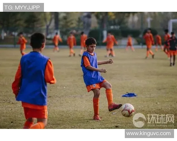 和世界级足球球星面对面学习训练提升个人技艺