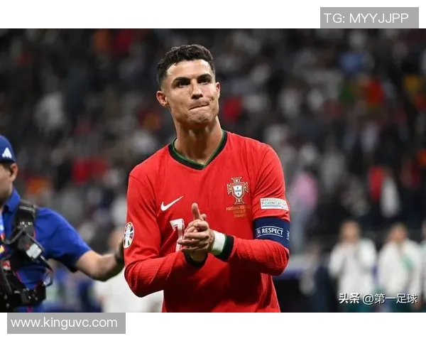 足球圈天花板球星是谁 哪位传奇球员才配得上这一殊荣